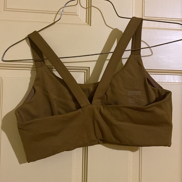 GIRLFRIEND COLLEGE sports bra Small - Picture 2 of 3